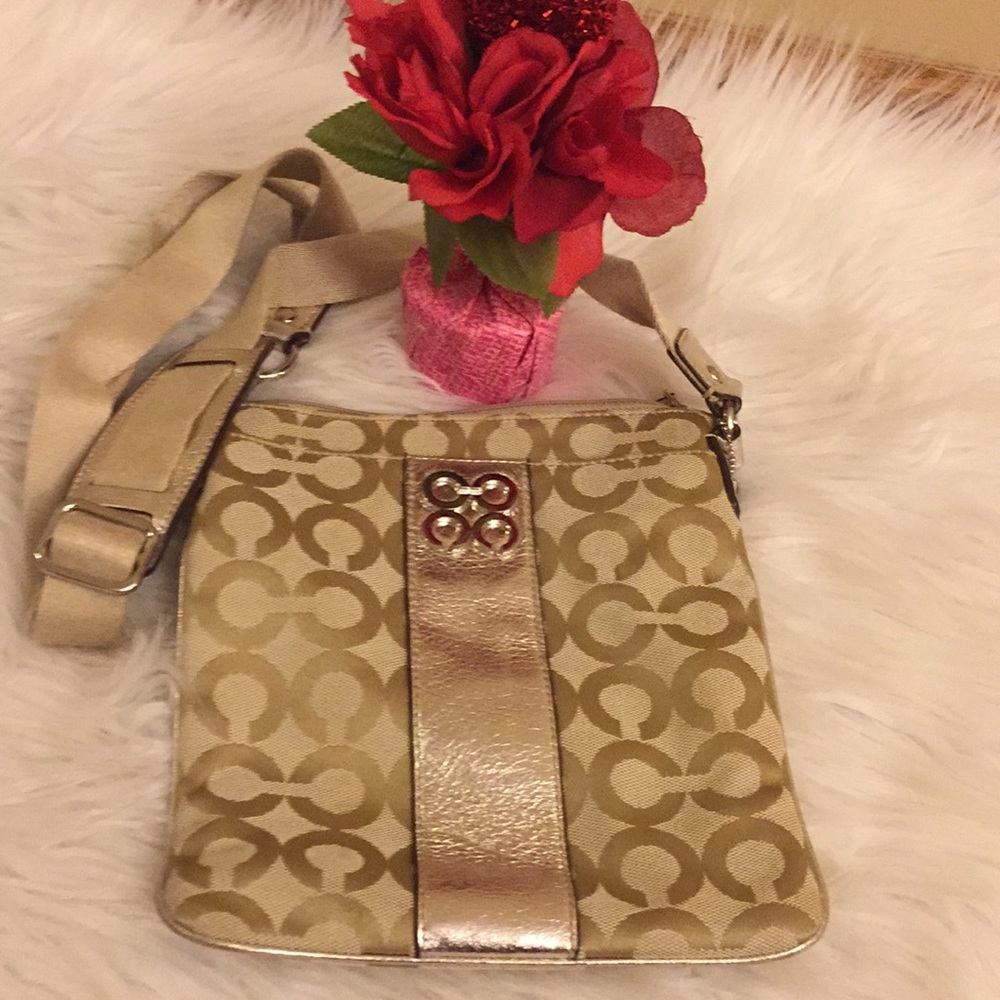 Authentic Coach Silver Cream Crossbody Bag